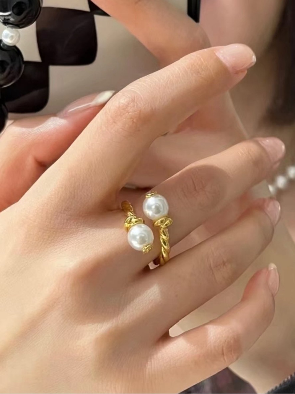 Tory Burch opening peal ring